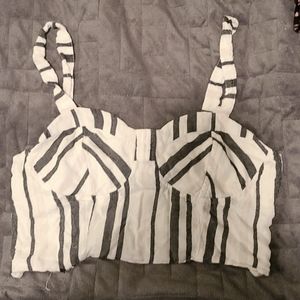 Crop top